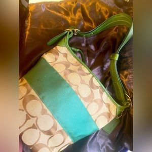 Coach Vintage Bag Green Tan